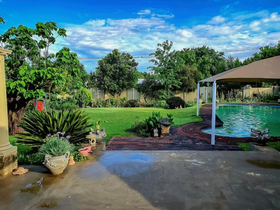 3 Bedroom Property for Sale in Wilgenhof Free State